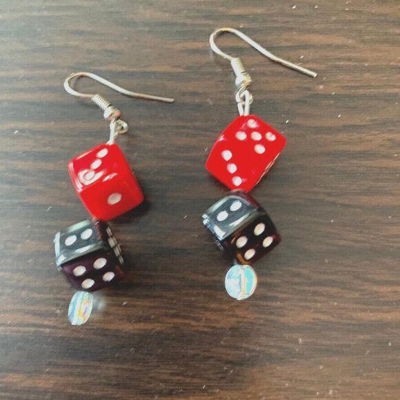 Set of Dice Hanging Earrings Dangle French Hook Black & Red Very Nice Handmade - Picture 1 of 5